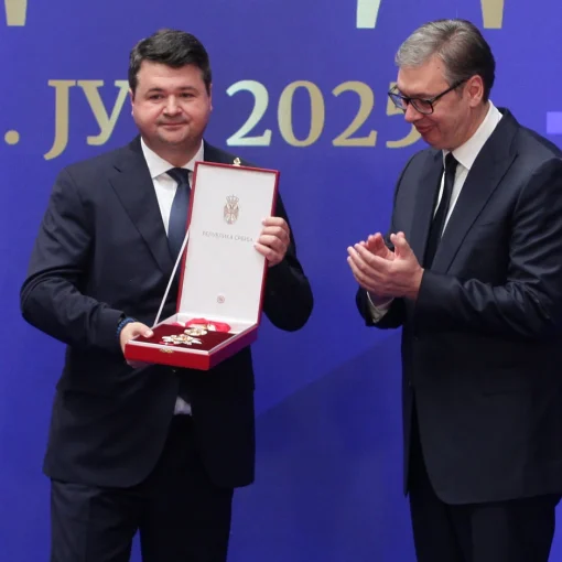 Petrov i Vucic